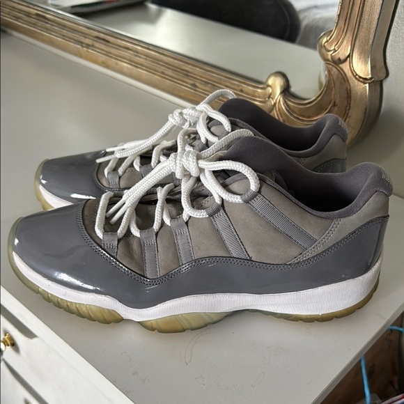 Nike Air Jordan 11 Retro Low Cool Gray & White